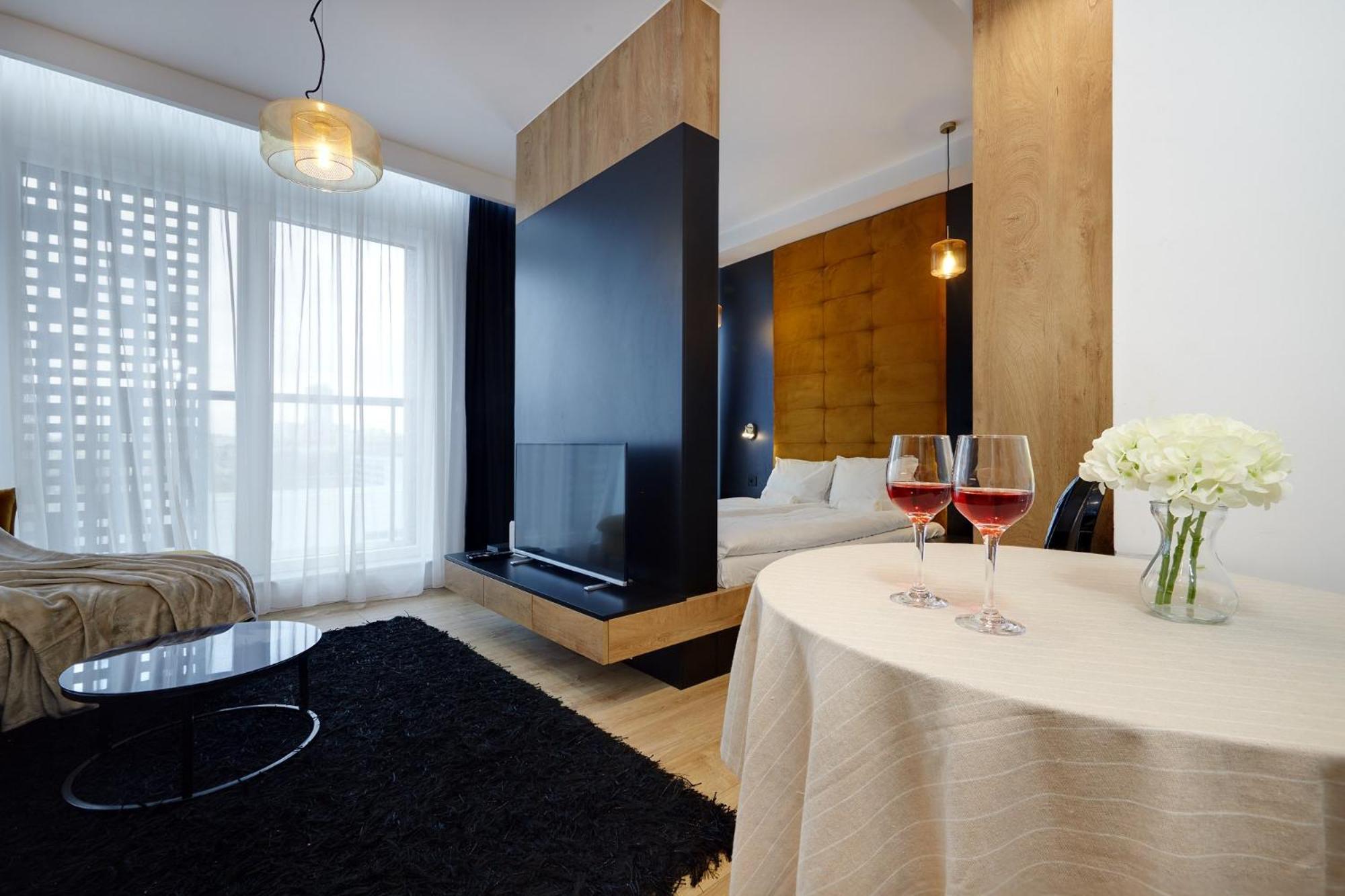 Golden Apartments Sokolska 30 Towers - Great Location&74 Katowice Bagian luar foto